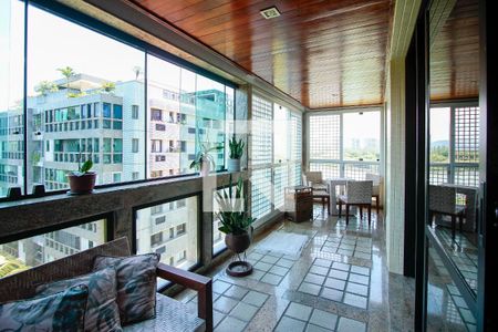 Varanda Sala de apartamento à venda com 4 quartos, 182m² em Barra da Tijuca, Rio de Janeiro
