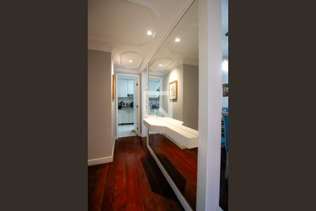 Corredor de apartamento à venda com 4 quartos, 182m² em Barra da Tijuca, Rio de Janeiro