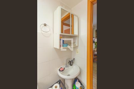 Banheiro de apartamento para alugar com 2 quartos, 42m² em São José, Canoas