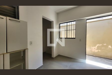 Sala /  Cozinha de kitnet/studio para alugar com 1 quarto, 25m² em Cidade Universitária, Campinas