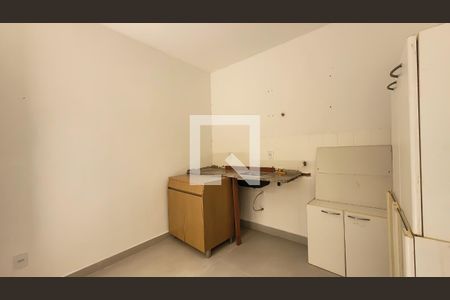 Sala /  Cozinha de kitnet/studio para alugar com 1 quarto, 25m² em Cidade Universitária, Campinas