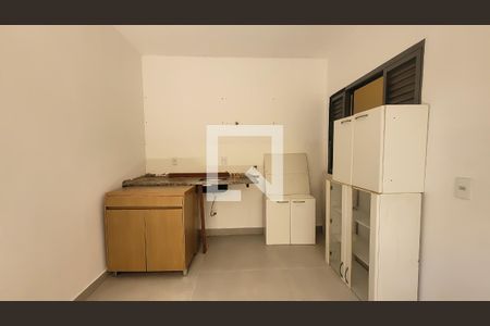 Sala /  Cozinha de kitnet/studio para alugar com 1 quarto, 25m² em Cidade Universitária, Campinas