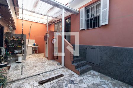 Quintal de casa à venda com 4 quartos, 240m² em Vila Germinal, São Paulo
