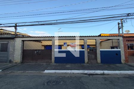 Fachada de casa à venda com 3 quartos, 179m² em Vila Uniao (zona Leste), São Paulo