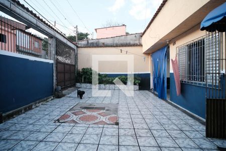 Garagem de casa à venda com 3 quartos, 179m² em Vila Uniao (zona Leste), São Paulo