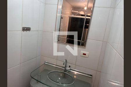 Banheiro de apartamento à venda com 2 quartos, 75m² em Vila Sao Paulo, São Paulo