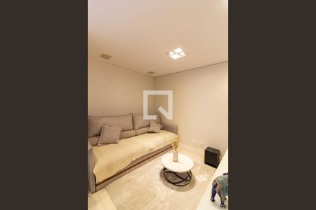 Sala de Tv de apartamento à venda com 2 quartos, 72m² em Jardim Itapeva, São Paulo