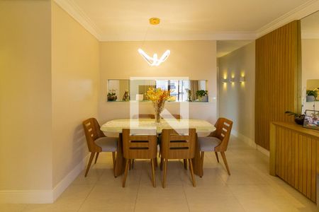 Sala de Jantar de apartamento à venda com 2 quartos, 72m² em Jardim Itapeva, São Paulo