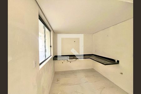 Cozinha de apartamento à venda com 4 quartos, 135m² em Liberdade, Belo Horizonte