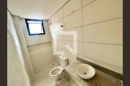 Banheiro de apartamento à venda com 4 quartos, 135m² em Liberdade, Belo Horizonte