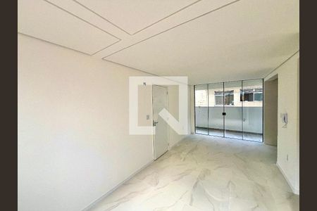 Sala de apartamento à venda com 4 quartos, 135m² em Liberdade, Belo Horizonte