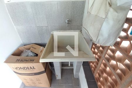Área de Serviço de casa para alugar com 2 quartos, 70m² em Jardim Londres, Campinas