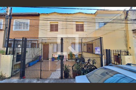Fachada de casa à venda com 4 quartos, 192m² em Barra Funda, São Paulo
