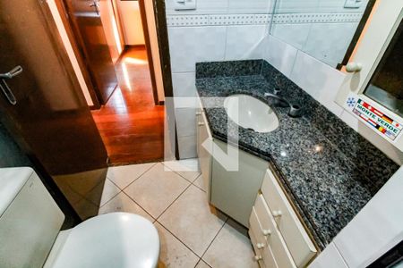 Banheiro de apartamento para alugar com 4 quartos, 160m² em Vila Suzana, São Paulo
