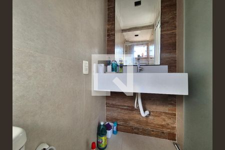 Banheiro Social de apartamento à venda com 2 quartos, 48m² em Barra da Tijuca, Rio de Janeiro