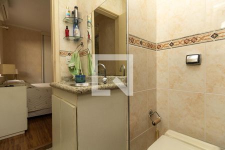 Banheiro Social de casa para alugar com 4 quartos, 250m² em Vila Nhocuné, São Paulo