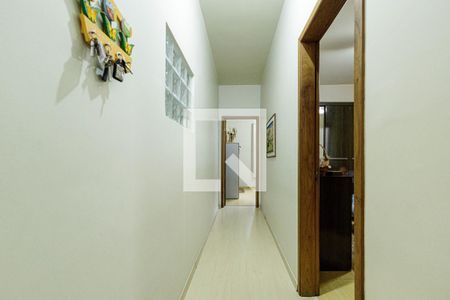 Corredor de casa à venda com 4 quartos, 200m² em Auxiliadora, Porto Alegre