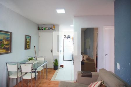 Sala de apartamento à venda com 2 quartos, 45m² em Mário Quintana, Porto Alegre