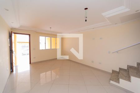 Sala de casa à venda com 3 quartos, 120m² em Vila Nhocuné, São Paulo