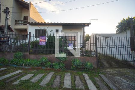Fachada e Placa de casa à venda com 4 quartos, 200m² em Feitoria, São Leopoldo