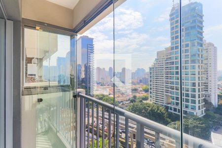 Varanda de kitnet/studio para alugar com 1 quarto, 24m² em Vila Cordeiro, São Paulo