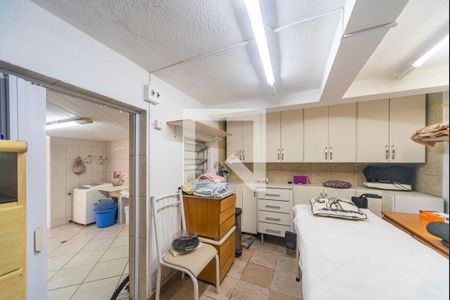 Quarto de Serviço de casa à venda com 4 quartos, 210m² em Vila Alto de Santo Andre, Santo André
