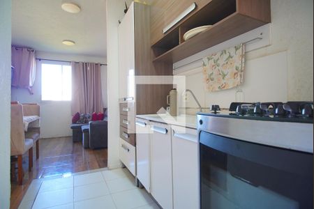 Cozinha de apartamento à venda com 2 quartos, 41m² em Mário Quintana, Porto Alegre