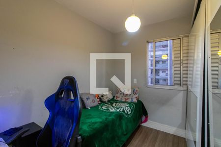 Quarto de apartamento à venda com 2 quartos, 58m² em Jardim Flor da Montanha, Guarulhos