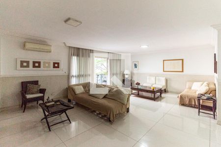 Sala de apartamento à venda com 4 quartos, 240m² em Santa Cecilia, São Paulo