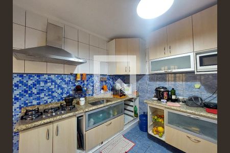 Cozinha de casa à venda com 3 quartos, 156m² em Vila do Castelo, São Paulo