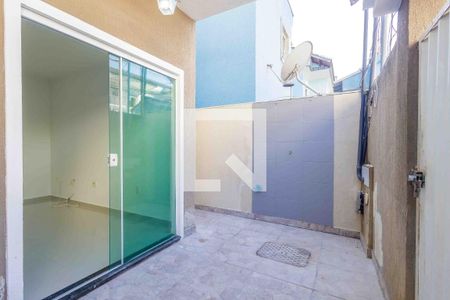Entrada de casa de condomínio à venda com 3 quartos, 90m² em Vargem Pequena, Rio de Janeiro