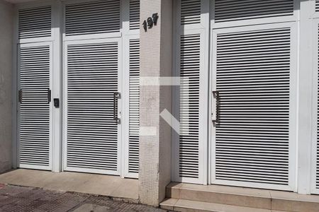 Fachada de kitnet/studio para alugar com 1 quarto, 28m² em República, São Paulo