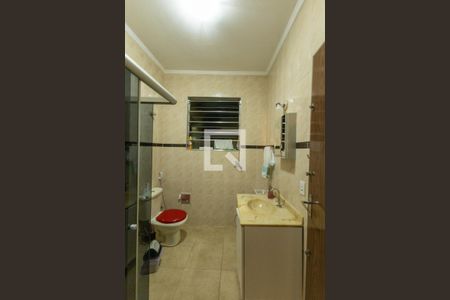 Banheiro Social de casa à venda com 3 quartos, 250m² em Vila Campo Grande, São Paulo