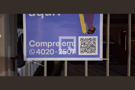 Placa de casa à venda com 3 quartos, 250m² em Vila Campo Grande, São Paulo