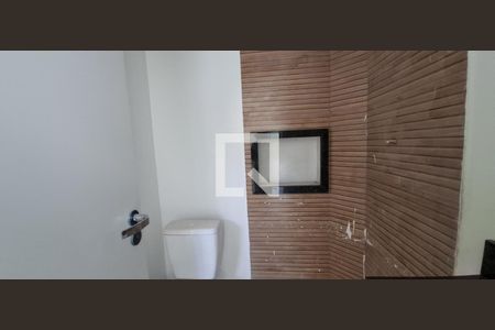 Banheiro da Suíte 2 de apartamento à venda com 2 quartos, 96m² em Vila Floresta, Santo André