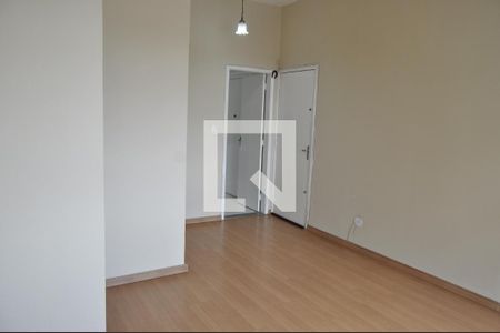 Sala de apartamento para alugar com 2 quartos, 55m² em Todos Os Santos, Rio de Janeiro