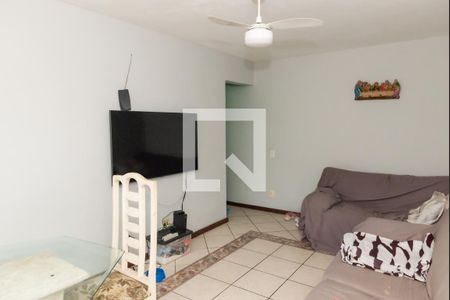 Sala de apartamento à venda com 2 quartos, 78m² em Olaria, Rio de Janeiro