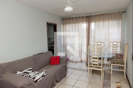 Sala de apartamento à venda com 2 quartos, 78m² em Olaria, Rio de Janeiro