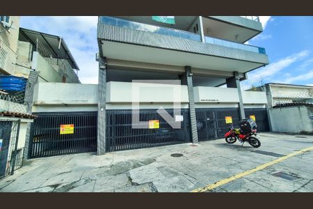 Fachada de apartamento à venda com 2 quartos, 78m² em Olaria, Rio de Janeiro