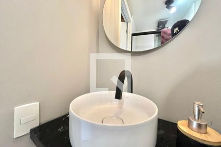 Banheiro de kitnet/studio para alugar com 1 quarto, 25m² em Vila Clementino, São Paulo