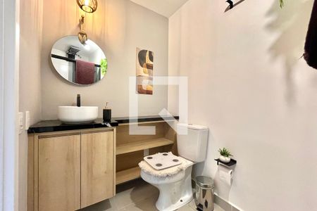Banheiro de kitnet/studio para alugar com 1 quarto, 25m² em Vila Clementino, São Paulo