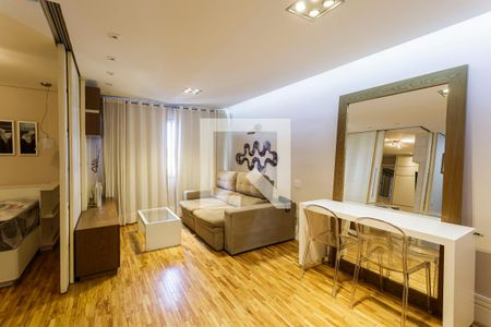 Sala de kitnet/studio para alugar com 1 quarto, 44m² em Itaim Bibi, São Paulo