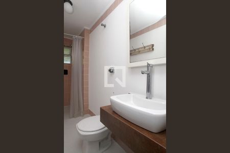 Banheiro Social de apartamento à venda com 1 quarto, 50m² em Cidade Baixa, Porto Alegre