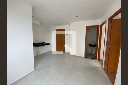 Sala de apartamento à venda com 2 quartos, 38m² em Del Castilho, Rio de Janeiro