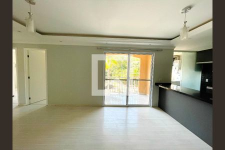 Sala de apartamento para alugar com 3 quartos, 74m² em Jardim Petropolis, Cotia