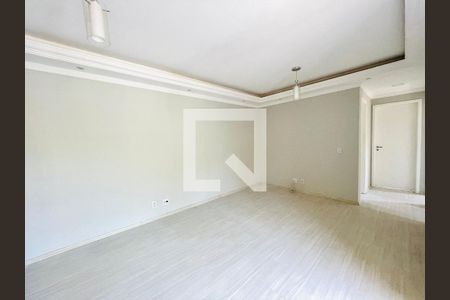 Sala de apartamento para alugar com 3 quartos, 74m² em Jardim Petropolis, Cotia