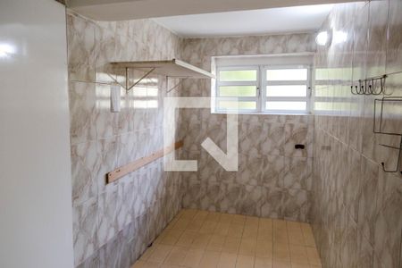 Despensa de casa à venda com 4 quartos, 187m² em Jardim São Paulo, Guarulhos