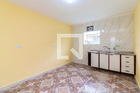 Cozinha de casa para alugar com 3 quartos, 110m² em Parque Peruche, São Paulo