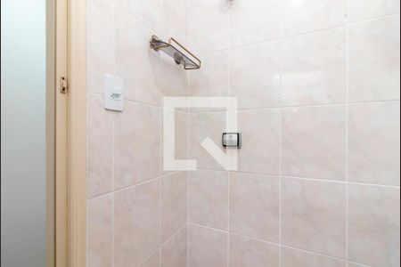 Banheiro 2 de casa para alugar com 3 quartos, 110m² em Parque Peruche, São Paulo