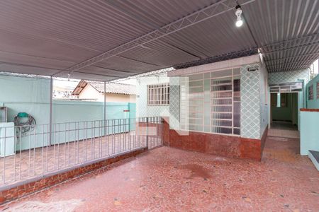 Garagem de casa para alugar com 3 quartos, 110m² em Parque Peruche, São Paulo